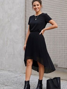 American Eagle Outfitters Black Pleated High-Low Skirt